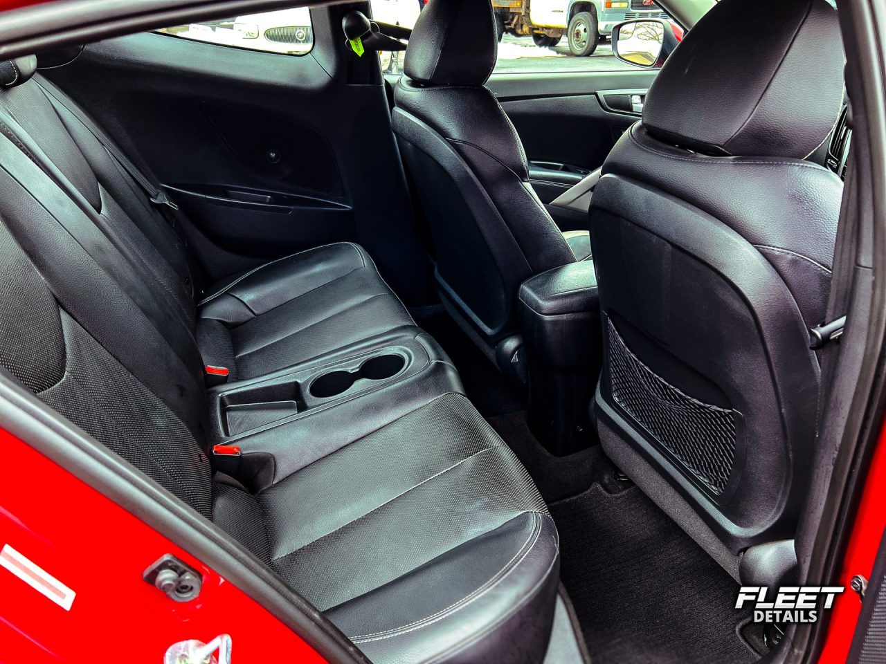 Expert Red Hyundai Veloster service from Fleet Details