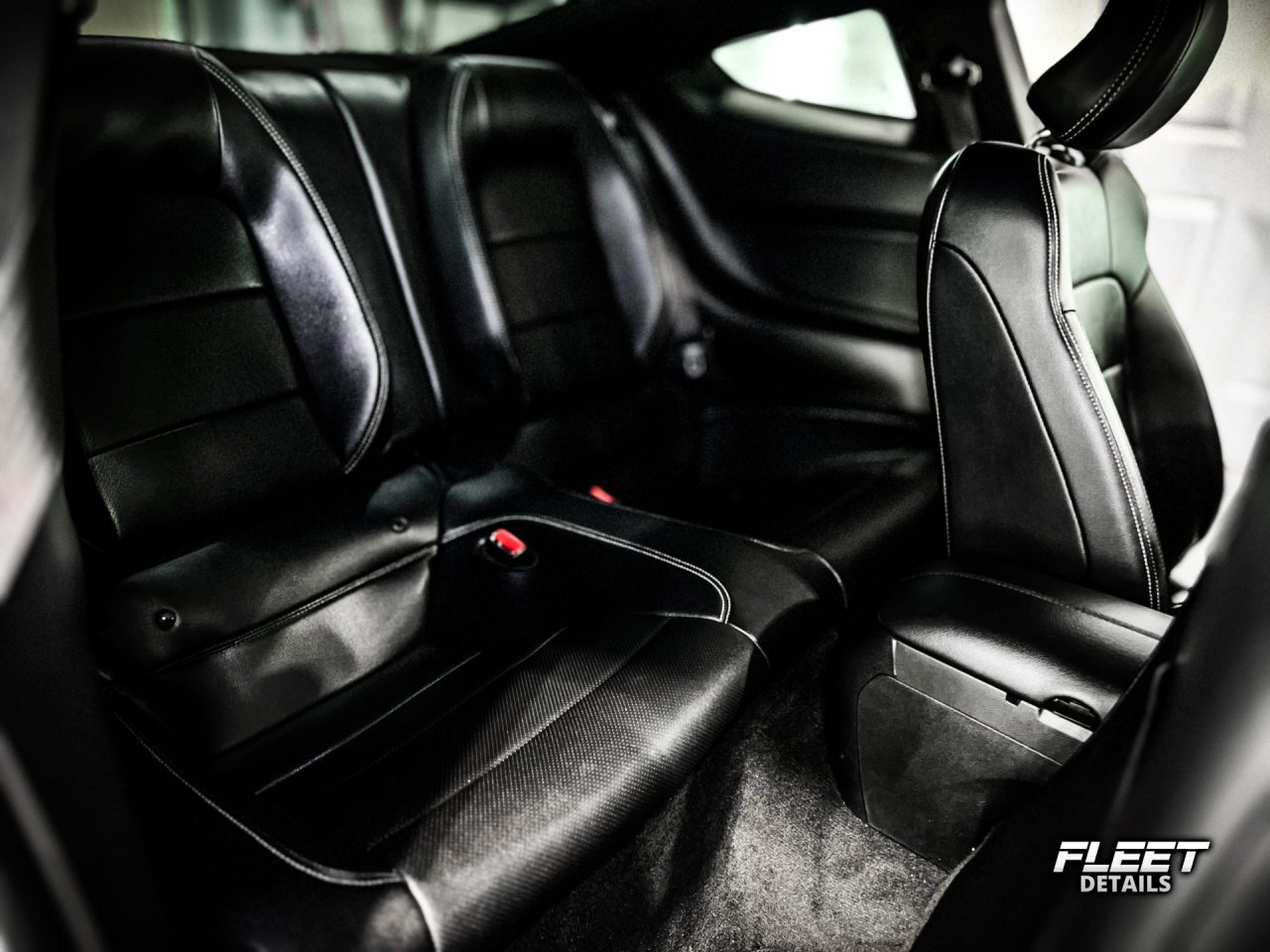 Fleet Details vehicle detailing offerings for Rockford drivers